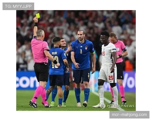 欧足联考虑在未来欧冠比赛中引入“橙牌”与临时罚下规则