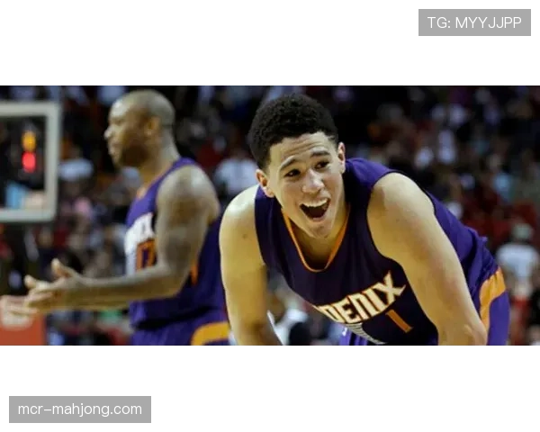 伤病动态更新：太阳队德文·布克通过脑震荡保护程序，被允许出战明日关键战