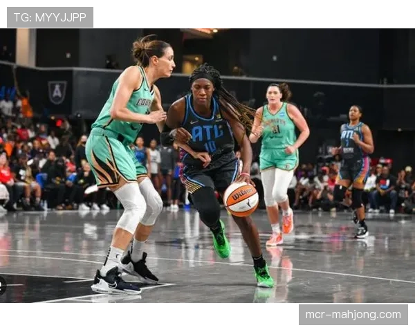 自由人全队七人得分上双,轻取亚特兰大梦想 自由人全队七人得分上双,轻取亚特兰大梦想